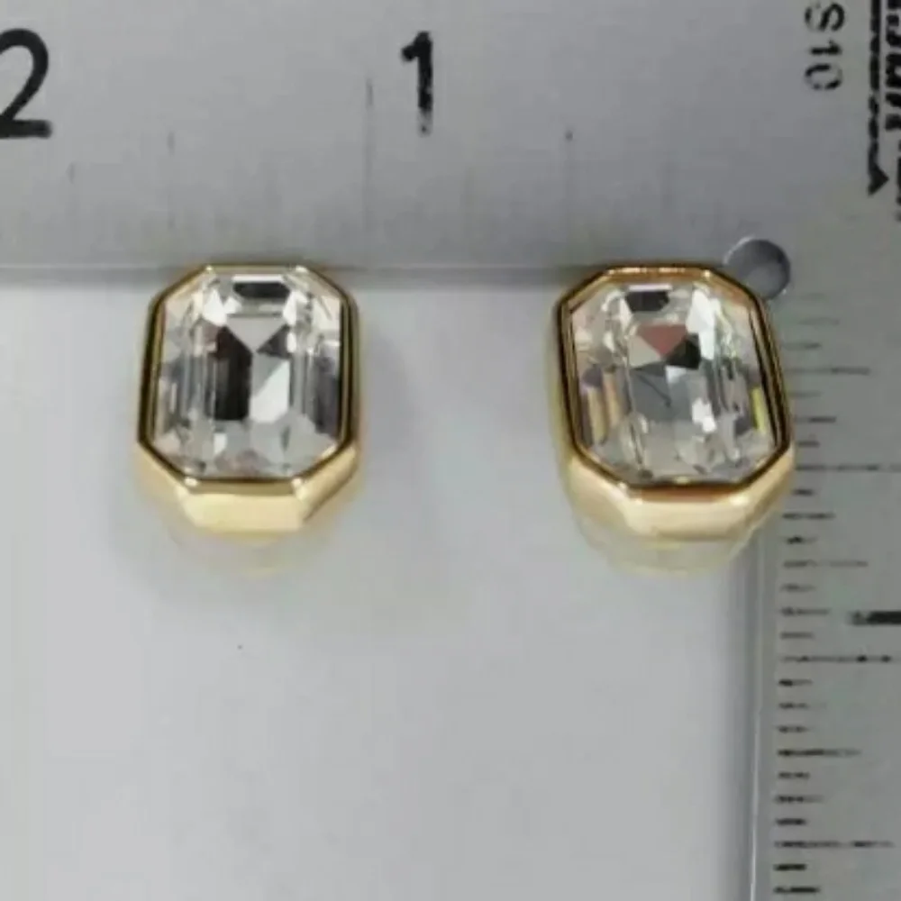 GENUINE SIGNED SWAROVSKY 🦢 PIERCED EARRINGS gold ✨️ - Picture 4 of 9